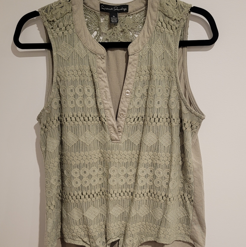 Green high-low tank. Size XL